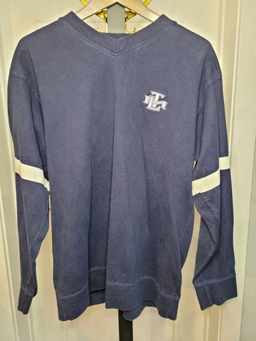 Toronto Maple Leafs Vintage Long Sleeve Sweater. Made In Canada. Size Medium GUC Cover
