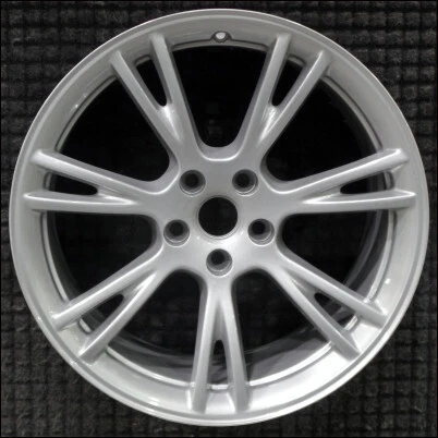 Llanta Tesla 3 19 pulgadas pintada OEM de 2017 a 2021 Foto 1 de 1