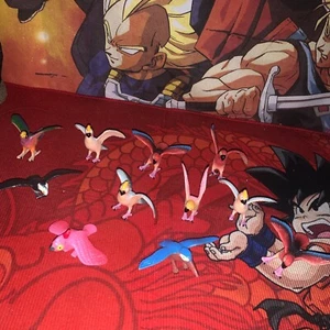 Lot Of (11) Miniature 1 ½” Toy Birds-Multiple Kinds-Good Condition- - Picture 1 of 10