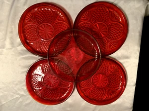 Cristal d'Arques Luminarc Red Ruby Glass 8" Luncheon Salad Plates Holiday (5) - Picture 1 of 1