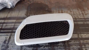 2018 to 2023 ecoboost or GT JR3B-16C929-AH OEM Left Hood Vent For Ford Mustang - Picture 1 of 7