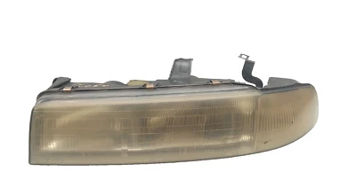 1992-1995 MAZDA 929 FRONT LEFT DRIVER SIDE HEADLIGHT OEM, 114-58304L - Image 1 of 4