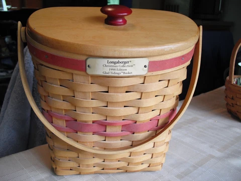 1998 Longaberger Glad Tidings Basket Wallhanging With Lid & Handle Cover