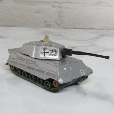 Matchbox Battle Kings King Tiger Tank K-104 - Image 1 of 4