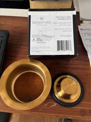 Firma SH162BG Flangia e tappo di smaltimento in ottone, oro spazzolato - Immagine 1 di 3