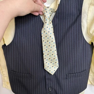 Arrow 4 Piece Boys Suit Size 7 - Picture 1 of 18