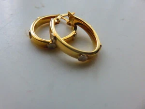 Gold Oval Hoop Earrings 9 Carat Yellow With White Gold Screws - Picture 1 of 2