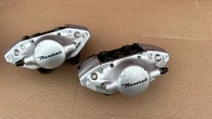 04-08 Maserati Quattroporte M139 Rear Left & Right Brake Caliper Brembo Set OEM - Picture 1 of 8