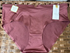 Adrienne Vittadini Women’s Underwear Panties Nylon Blend 1 Pair Burgundy NEW - Picture 1 of 6
