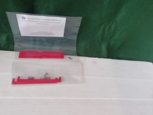 HACHETTE 1/12 BUILD THE CLASSIC ROUTEMASTER BRITAINS MOST ICONIC BUS ISSUE 108 - Imagen 1 de 2