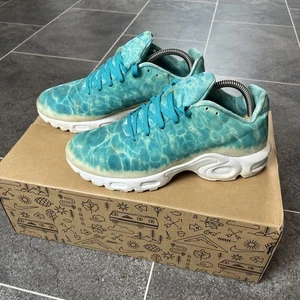 Nike Air Max Plus TN Swimming Pool Lab Trainers Shoes Blue - size 6 - Picture 1 of 7