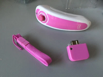 NEW Wireless Controller Gaming Nunchuk For Nintendo Wii & Wii U - Pink & White - Image 1 of 4