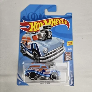 Hot Wheels Surf n Turf Blue w/Black DD8 Spoke Wheels #294 HW Sports 8/10 NIP - Picture 1 of 8