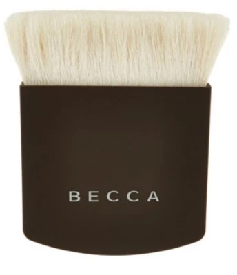 Cepillo perfeccionador cosméticos de maquillaje Becca The One  Foto 1 de 2