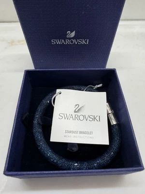 Pulseira de malha Swarovski cristal poeira estelar azul com fecho magnético tom prata I - Imagem 1 de 3