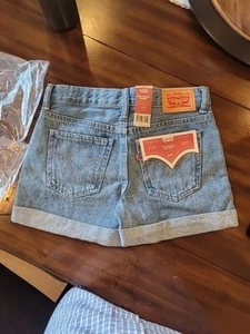 Levis Girls Shorts Size 10 Reg Blue Girlfriend Shorty Shorts Slim Fit Denim - Picture 1 of 4