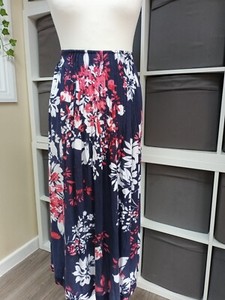YOURS - Ladies size 16 Spring Summer Stretchy-Waist  Floral Mid-Length Skirt