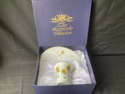 Conjunto de porcelana fina de tênis vintage Leonardo Collection xícara de chá prato de pires: na caixa - Imagem 1 de 4