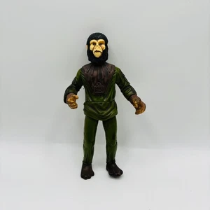 Hasbro 1999 Planet der Affen Dr. Zaius Actionfigur 6" grün Outfit Sammlerstück - Bild 1 von 5