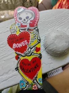 Vintage 60er Skelett "Feel It in my bones" Horror Valentine Rarität signiert 1968 - Bild 1 von 5