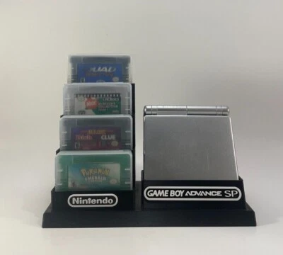 Game Boy Advance SP & 8 Game's in Protective Case's - DISPLAY ONLY (Customize) - Image 1 of 4