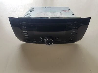 RADIO Autoradio lettore CD 7355261540 Fiat Punto Evo 2009-2012 RICAMBIO USATO (N - Immagine 1 di 4