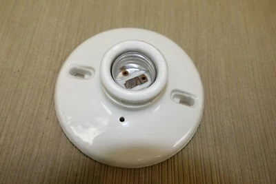 *VTG* 1960s E26 E27 Porcelain CEILING BULB SOCKET Fixture Receptacle Lamp Light - Image 1 of 4