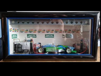 Michael Schumacher Diorama Benetton B194 1:18 Ferret's Mini Model No. 6167 - Bild 1 von 4