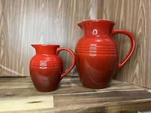 Le Creuset Cherry Red Ombré Pitcher Lot Of 2 - Picture 1 of 14