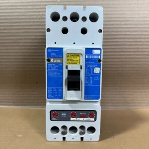 Disyuntor Eaton JD JD3250F 3 polos 250 amperios disparo 600 V JD3250 defectuoso #31 - Imagen 1 de 4