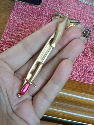 De Colección Espada Cisne Corbata Clip Barra Mediados de Siglo Corbata Soporte Corbata Accesorio Foto 1 de 3