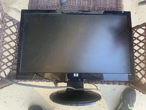 hp Monitor - Picture 1 of 5