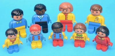 LEGO 2772 - World People - DUPLO - 1991 - African Asian Caucasian figures - Image 1 of 4