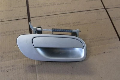 Volvo S60 2005 pasajero derecho manija de puerta delantera plateada Foto 1 de 4