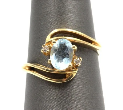 ANEL OVAL DE OURO MACIÇO 14K COM 2 DIAMANTES NATURAIS GENUÍNOS TAMANHO 7 - Imagem 1 de 4