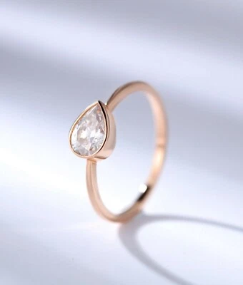 1.05 克拉模拟钻石订婚戒指边框套装单颗玫瑰金镀 — 第 1/4 张图片