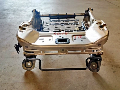 13-15 SUBARU XV CROSSTREK MARCO DE PISTA ASIENTO INFERIOR DELANTERO DERECHO, LOTE ORIGINAL 3618 Foto 1 de 4