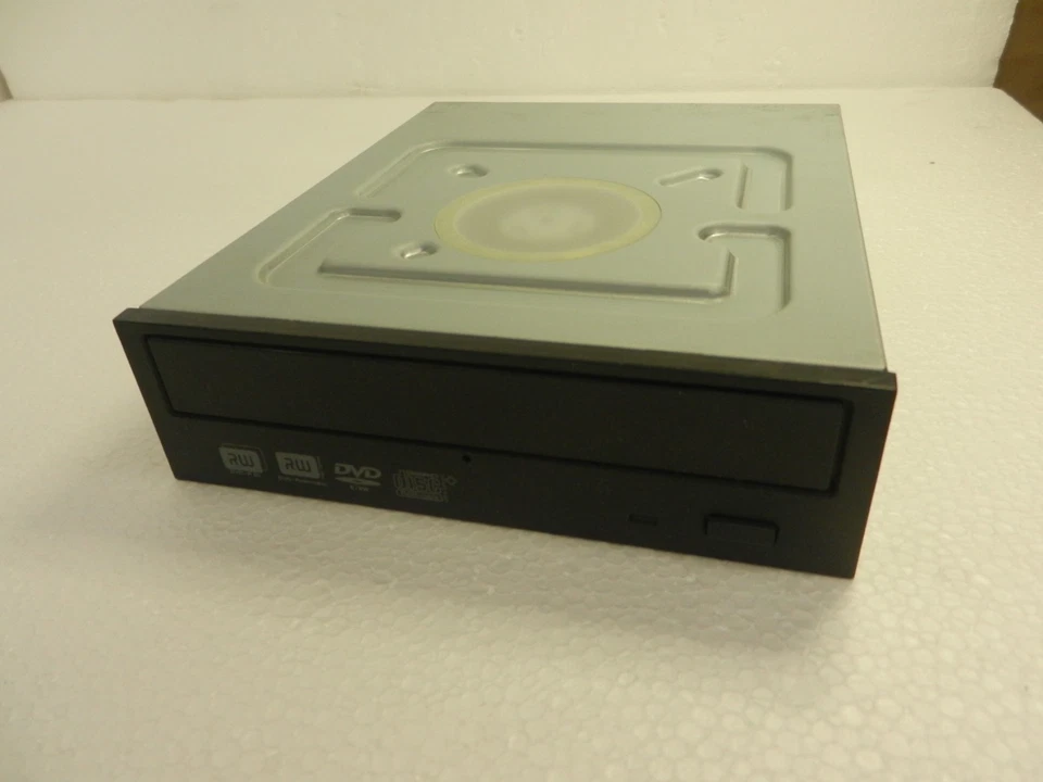Plextor PX-740A DVD/CD ROM可重写IDE驱动器 — 第 1/4 张图片