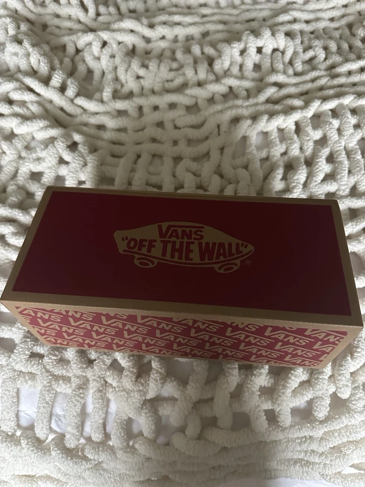 Size 8 - VANS Classic Slip-On Multicoloured