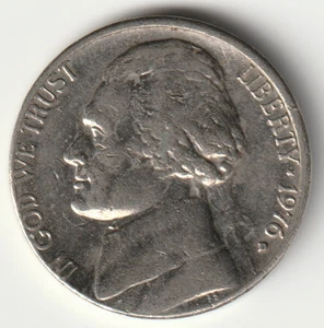 1976-D Jefferson Nickel Die Chip Error Blob D Mint Mark Filled in Coin - Bild 1 von 3