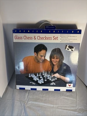 Juego de ajedrez y damas de vidrio ahumado Cardinal 2001 Foto 1 de 4