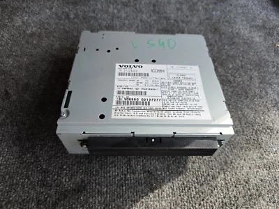 2009-2013 Volvo S40 C30 V70 V50 Radio CD GPS Screen Navigator 31328060 used oem - Image 1 of 4