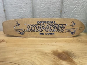 Skateboard vintage anni 60 ufficiale Skee-Skate De Luxe in legno - arte da parete retrò - Foto 1 di 14