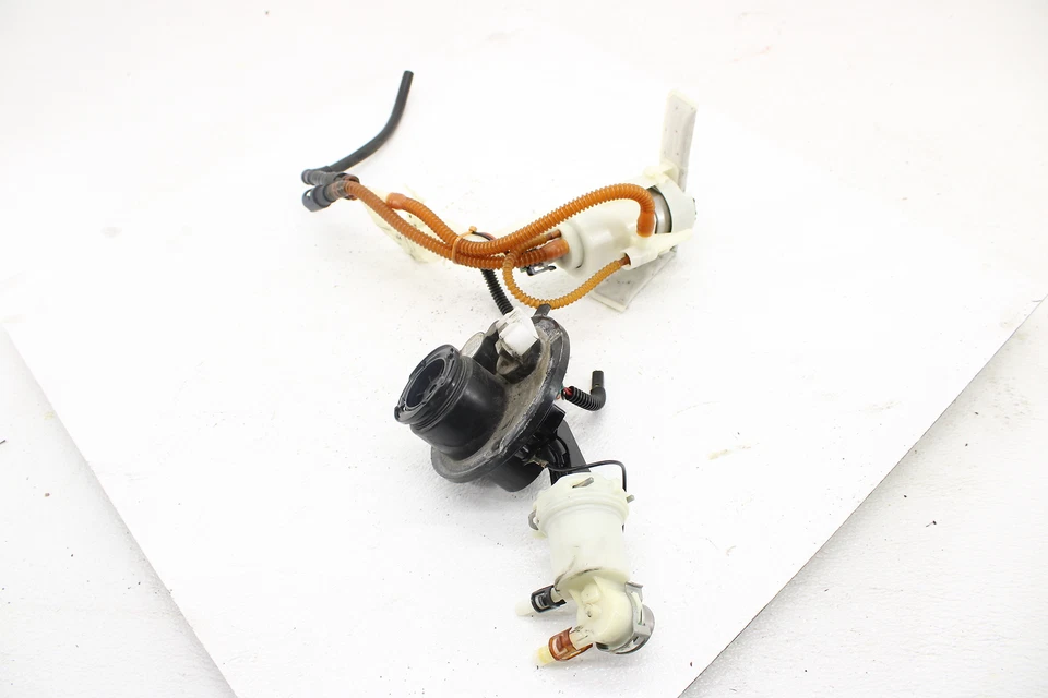 Harley-Davidson Electra Road Street Glide 2012-2017 bomba de combustible con placa superior Foto 1 de 4