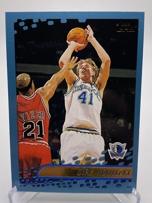 2001 Topps #49 Dirk Nowitski Dallas Mavericks HOF - Free Shipping! - Image 1 of 2