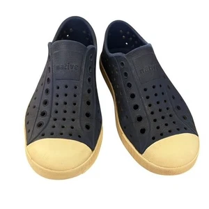 Native Jefferson Navy and Bone Shoes Size 11 Play Condition - Picture 1 of 5