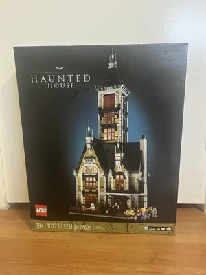 LEGO Icons: Haunted House (10273) Foto 1 de 2