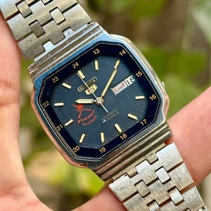 Vintage Seiko 5 Omani Khanjar Dial Automatic Men's Watch 7009-3111 - Picture 1 of 11