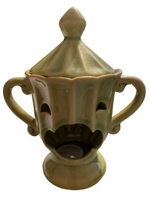 Calentador de fragancia verde Pier 1 acabado agrietado 7" Foto 1 de 2