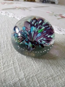 KERRY GLAS Briefbeschwerer Paperweight Glaskunst Made in Ireland mit Luftblasen - Bild 1 von 6